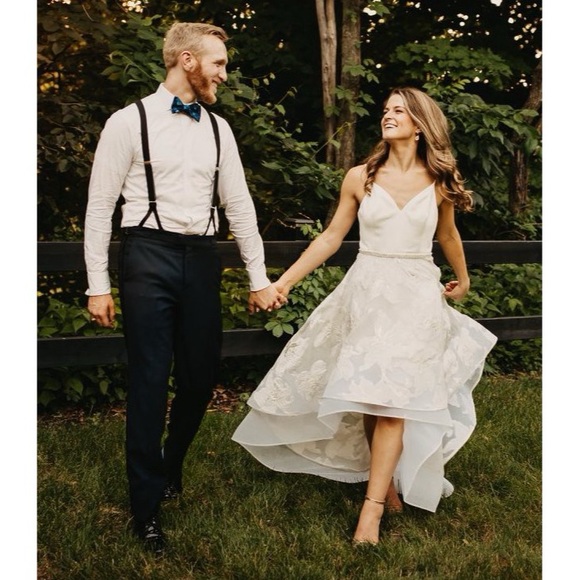 Bronx and Banco Alexia High-low Beaded Reception Gown in Ivory & Gold Medium - Picture 4 of 17